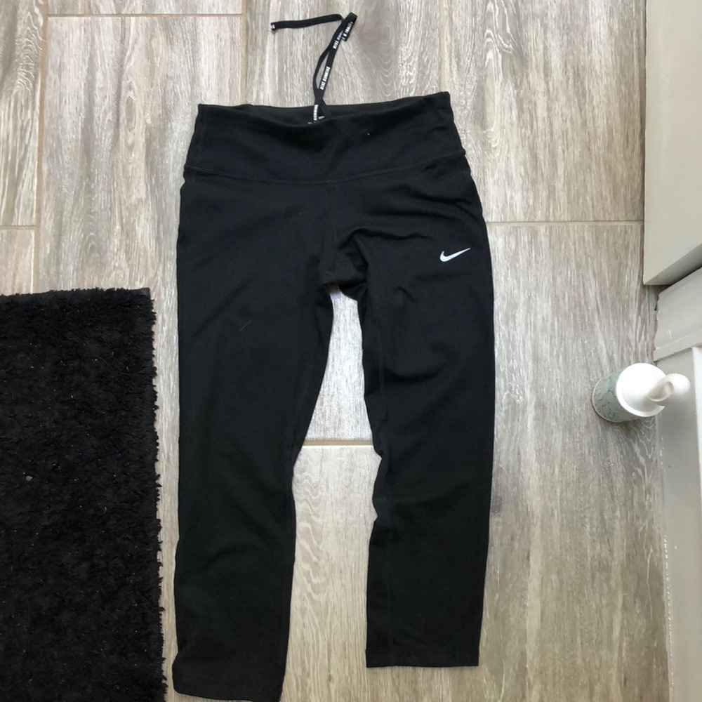 Nike Running Cropped Leggings